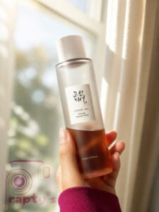 Beauty of Joseon Ginseng Essence Water texture on hand